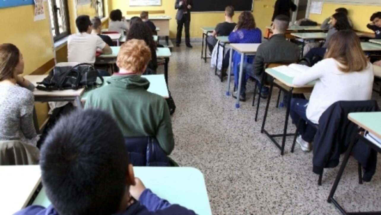 Diploma Di Terza Media Mai Ritirato Per quanti maturandi il diploma sarà solo un “pezzo di carta”? Nel 2022