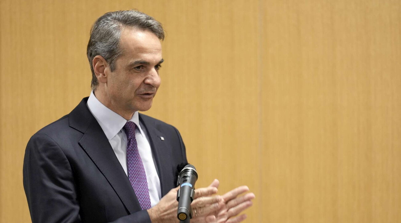 Grecia, il premier annuncia elezioni a maggio