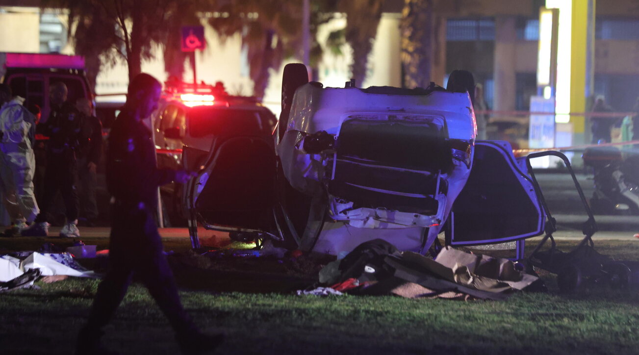 Attentato Tel Aviv, italiano spari e alessandro a terra