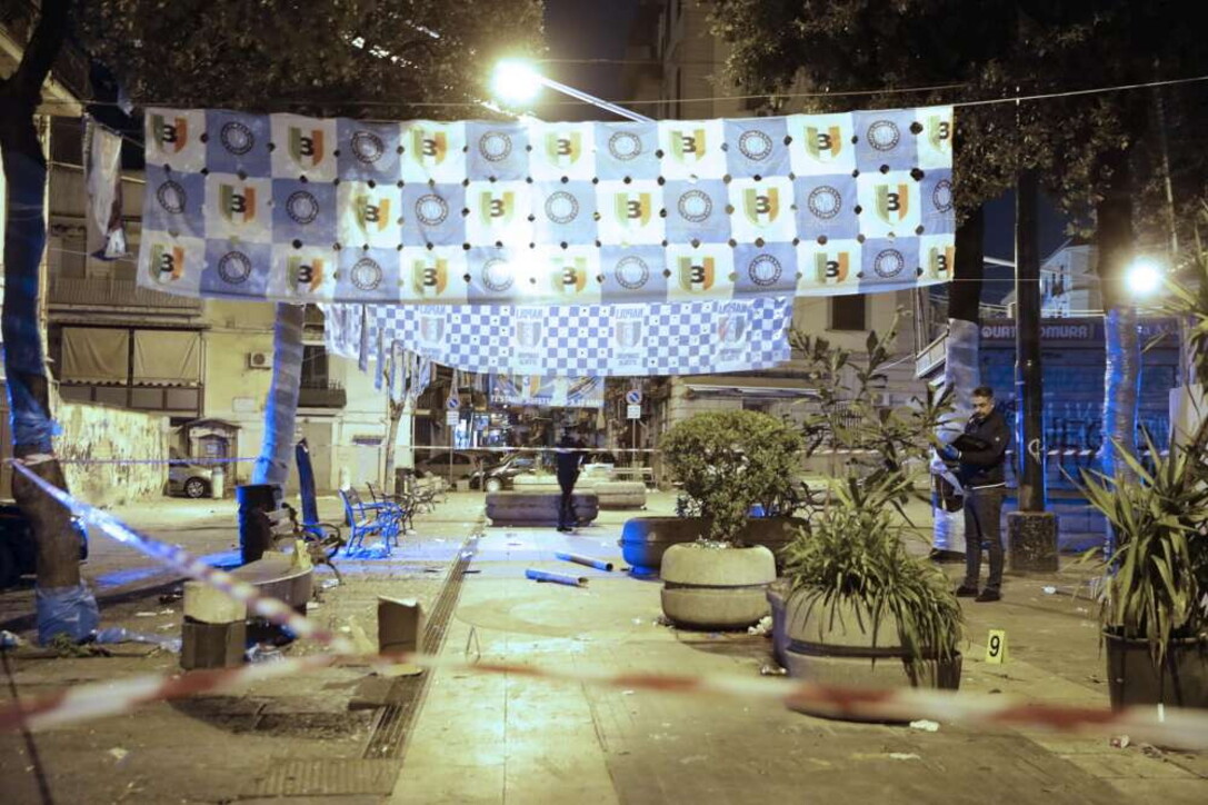 Fotogaleri - Scudetto Napoli, një i vdekur dhe disa të plagosur gjatë festimeve - foto 15