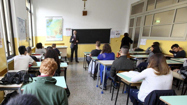 Esami di Terza Media al via, per 2 studenti su 3 sono già iniziati
