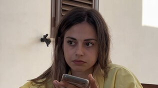 "Non accettiamo vegani": ristoratore nega la prenotazione a un'influencer