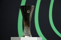 Atalanta con Sporting Lisbona, Roma con Slavia Praga, Genk per la viola