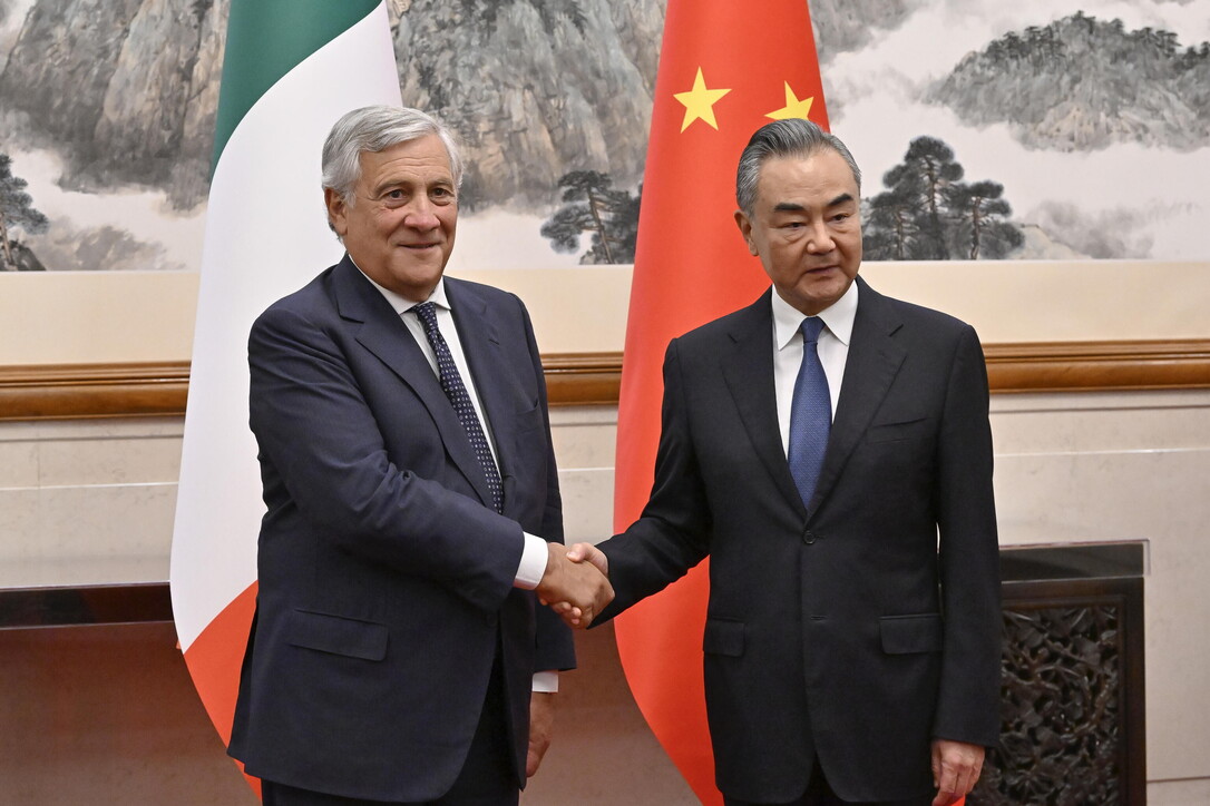 Tajani in Cina, bilaterale con il ministro degli Esteri Wang - foto 27