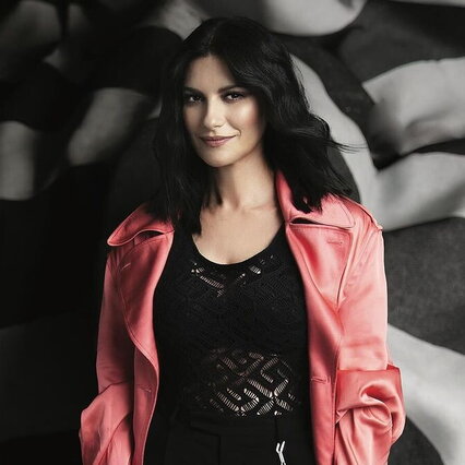Laura Pausini’nin yeni dünya turu Rimini’den başladı