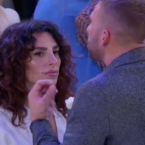 “Erkekler ve Kadınlar”, Tina, Federico’ya karşı