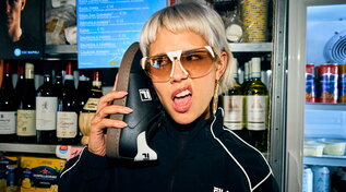 Moda: i &ldquo;cult&rdquo; degli Anni &rsquo;70 e &rsquo;80 in una collezione sportiva