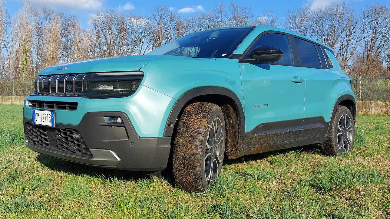 Jeep Avenger da %100 elektrikli, Stellantis'in “küçük olanının” DNA'sında her zaman “çamur” var (ancak 4×4 eksik)