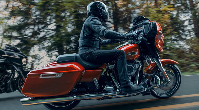 Harley Davidson Road Glide ve Street Glide