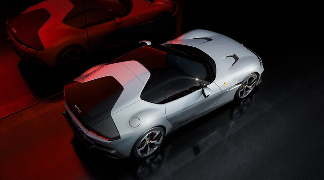 Yeni Ferrari 12Cilindri.