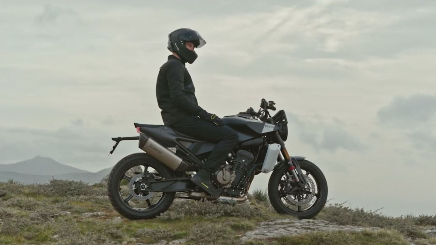 Husqvarna Svartpilen 801