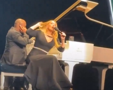 Adele, Gurur karşıtı bir yorum için bir izleyiciye sertçe baktı
