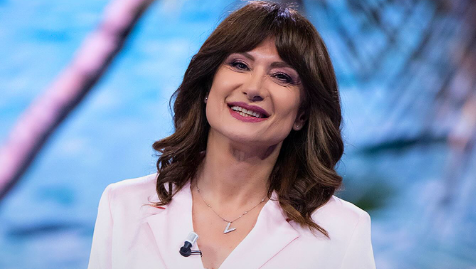 Ünlülerin Adası, Luxuria: "Final için seni bekliyorum"