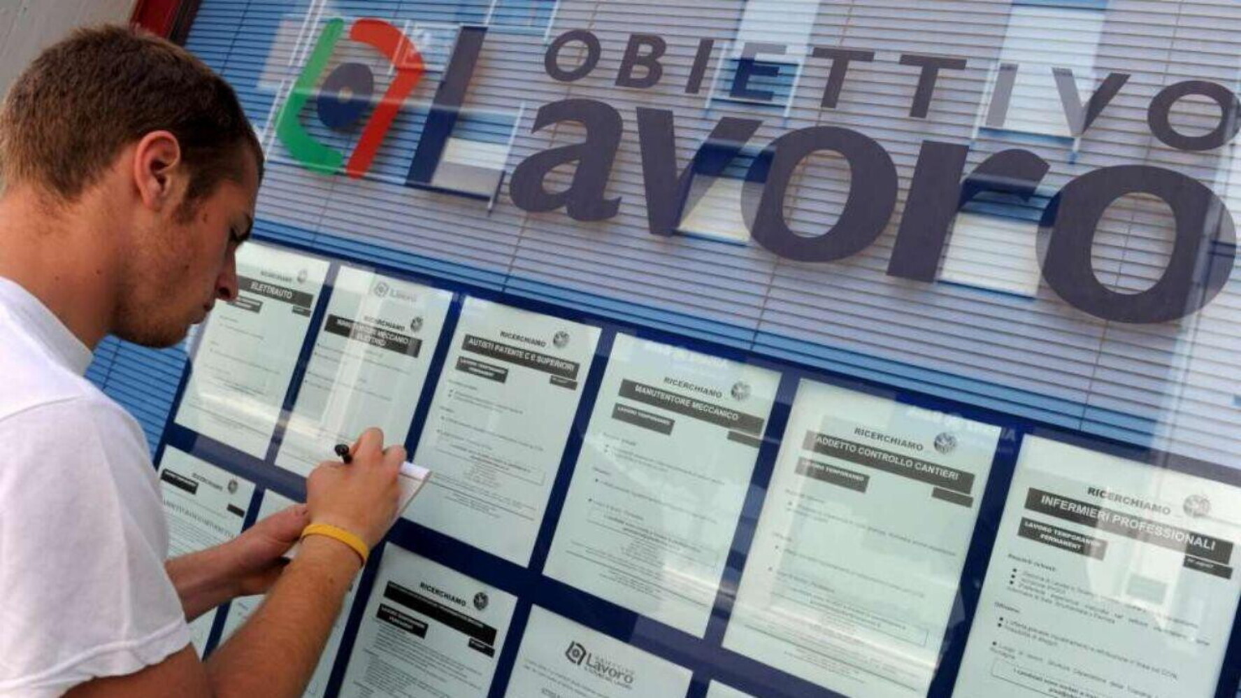 Lavoro, Cnel: in quasi 20 anni due milioni di occupati under 35 in meno