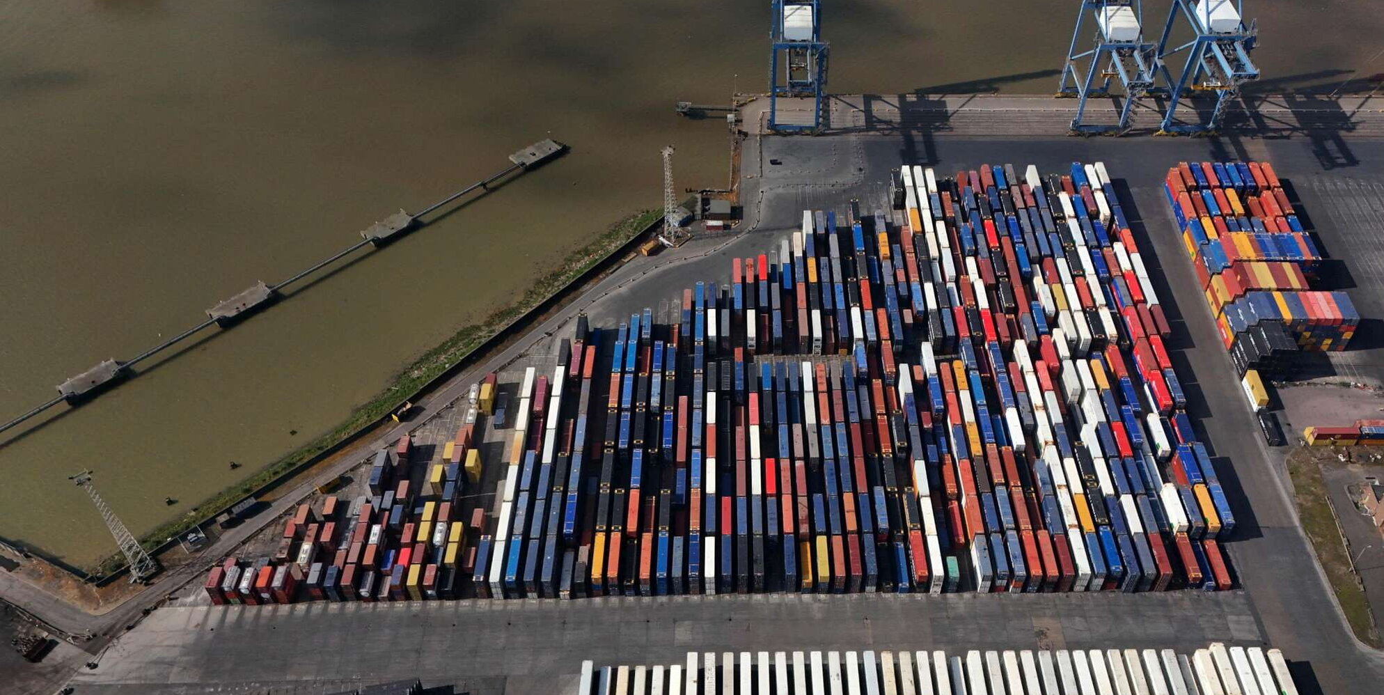 Vino, si ferma l’export italiano verso gli Usa: la minaccia dei dazi al 200% mette paura