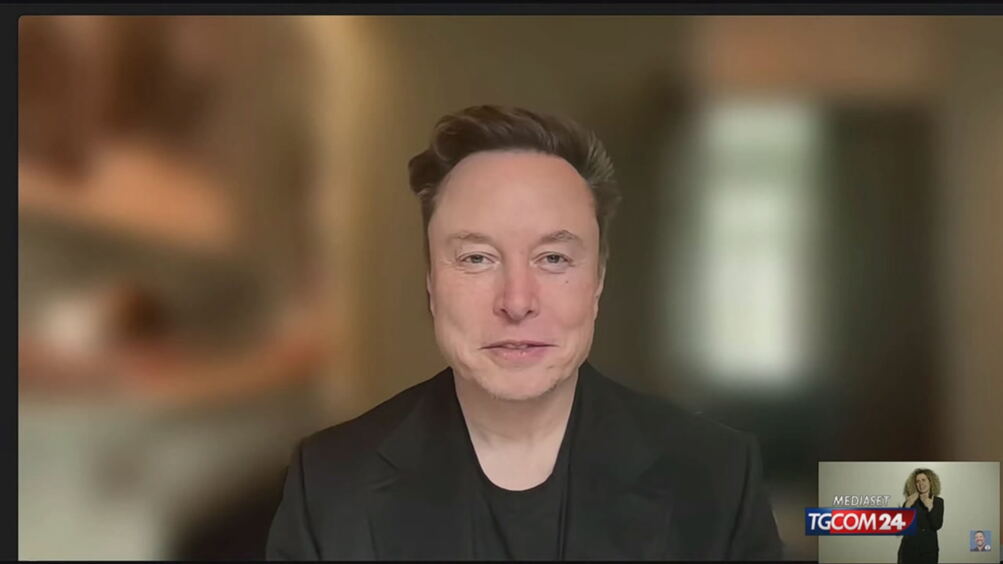 Elon Musk in videocollegamento con il Congresso della Lega