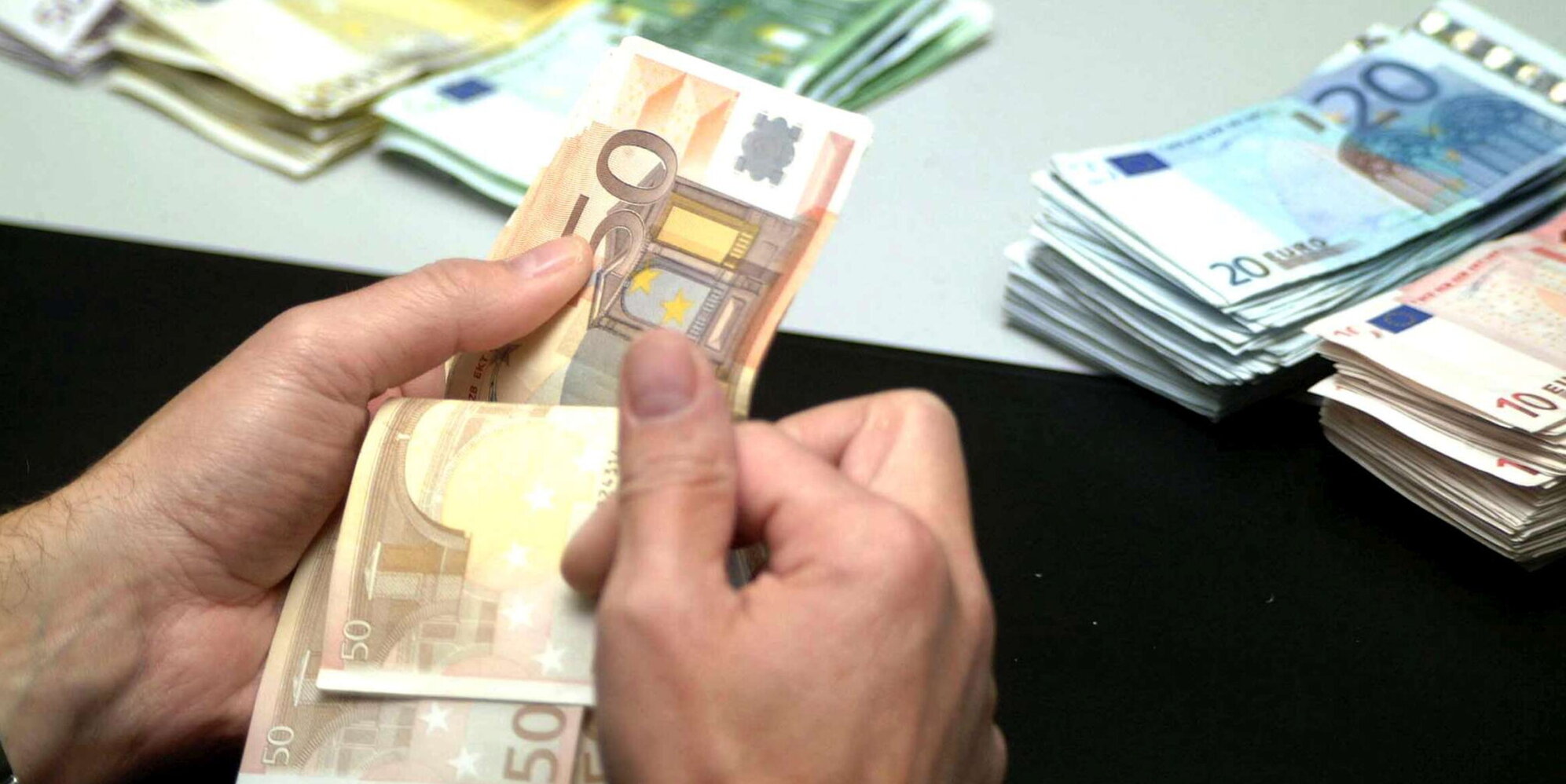 Bot all’asta il 10 aprile, un’alternativa alla volatilità delle Borse