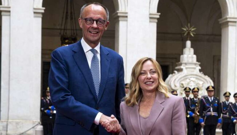 Meloni incontra il cancelliere Merz: "Sforzi comuni per la pace in Ucraina | "Macron? Necessario abbandonare i personalismi"