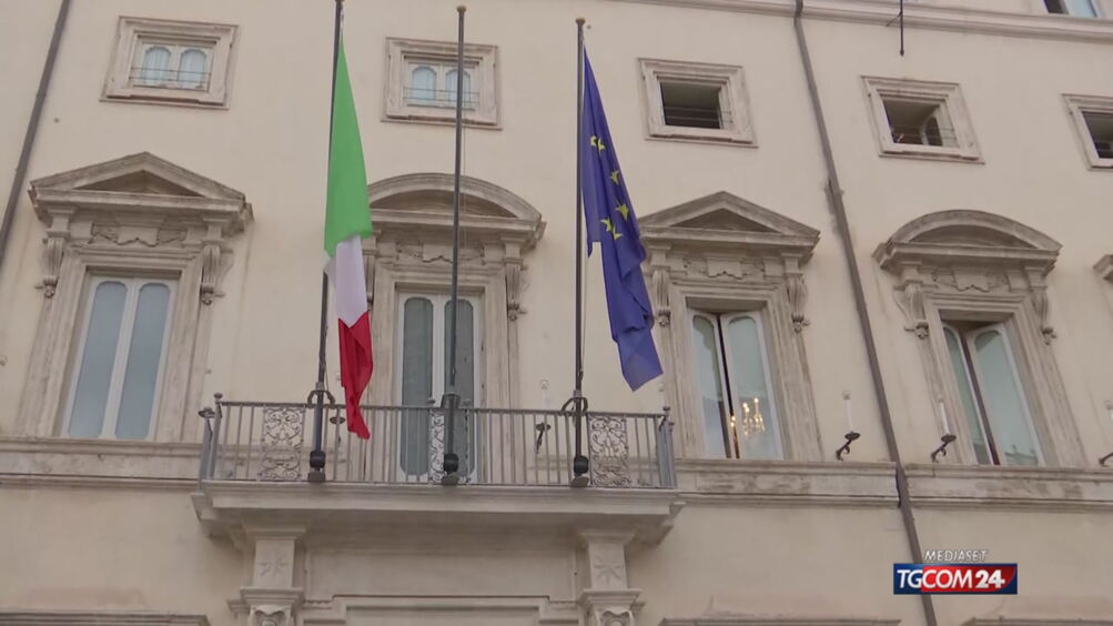 Meloni al centro della diplomazia internazionale