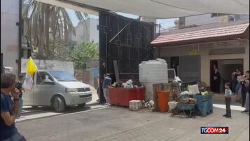 Pizzaballa entra a Gaza dopo il raid alla parrocchia