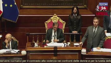 https://img-prod.tgcom24.mediaset.it/images/2025/07/23/125630021-15ebafaa-851c-4b85-a49e-0b2838b2b7ea.jpg