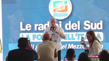 https://img-prod.tgcom24.mediaset.it/images/2025/08/01/171452723-2b8f9174-1f7c-470b-8ebf-3e855289efd1.jpg