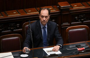 https://img-prod.tgcom24.mediaset.it/images/2025/08/04/133232331-741f3e48-3cf2-4af1-8350-a825b1ceabee.jpg
