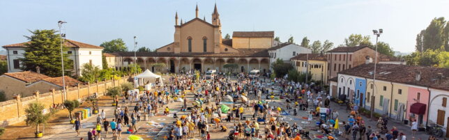 https://img-prod.tgcom24.mediaset.it/images/2025/08/06/164558527-f5d28df3-6535-4cab-aafb-b5a0f2b62a1e.jpeg