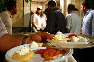https://img-prod.tgcom24.mediaset.it/images/2025/08/08/110446900-9f529e7e-e25b-4e01-afdc-70d901510e5b.jpg
