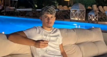 https://img-prod.tgcom24.mediaset.it/images/2025/08/17/074251862-8d6f25fe-00f6-403d-aa75-1c1b7cb58310.png