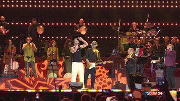 https://img-prod.tgcom24.mediaset.it/images/2025/08/24/074857681-f96d310b-dc39-4e7a-b2bd-faf1c0828647.jpg
