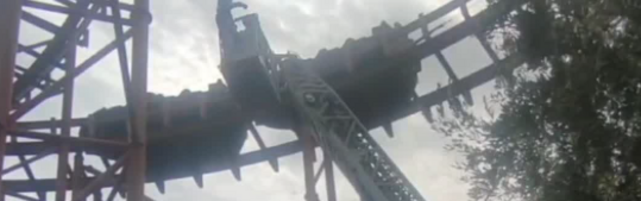 Roma, guasto alle montagne russe a Cinecittà World: persone bloccate