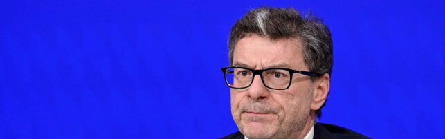 Manovra, Giorgetti: “Il tesoretto da spendere non c’è”