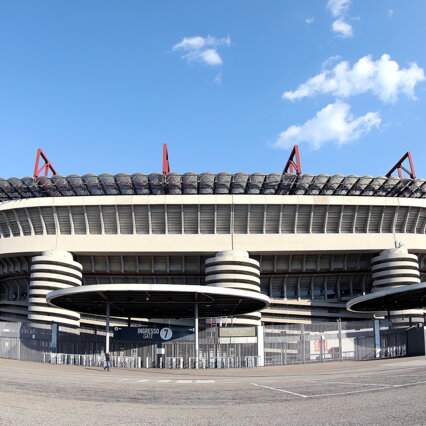 San Siro, il Consiglio comunale approva la vendita dello stadio