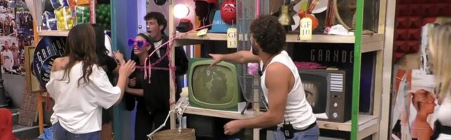 https://img-prod.tgcom24.mediaset.it/images/2025/10/08/072747032-17936112-64e2-4506-b787-1d990ff3ec53.png