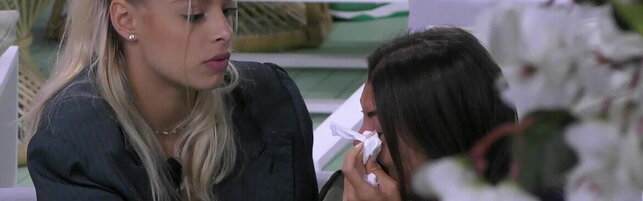 https://img-prod.tgcom24.mediaset.it/images/2025/10/11/091406612-adce2792-13e3-4e22-b993-2c73ecc8bfda.jpg