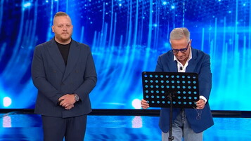 https://img-prod.tgcom24.mediaset.it/images/2025/10/11/204855574-0c1f5bf5-4f93-4b66-bc8a-b9ca2dea1834.jpg