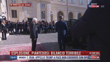 Il Papa accolto al Quirinale dal Presidente Mattarella