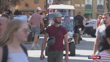 Firenze, divieto di circolazione nel centro storico per golf car e risciò