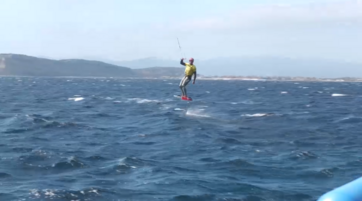 Kitesurf, un italiano sul tetto del mondo