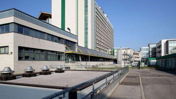 Bologna, donna accoltellata dall'ex muore dopo tre mesi di agonia: accusa ora è omicidio