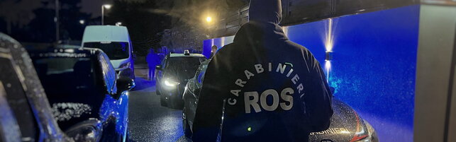 https://img-prod.tgcom24.mediaset.it/images/2025/10/21/081412044-082bc9f5-8e12-469a-8e82-d787d07c78df.jpg