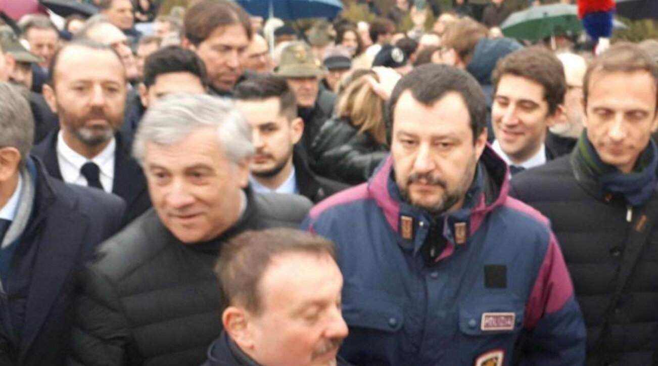 https://img-prod.tgcom24.mediaset.it/images/2025/10/21/102338129-40e29d1e-f153-400e-8787-3e9a5c979528.jpg