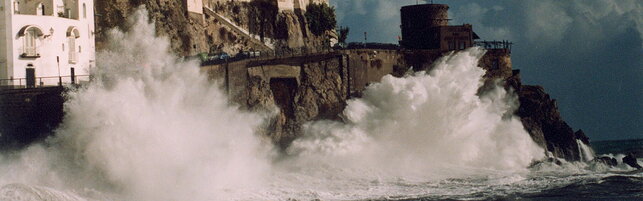 https://img-prod.tgcom24.mediaset.it/images/2025/10/23/142031922-281112cb-2b06-45f8-81f5-e01bb1f3e129.jpg