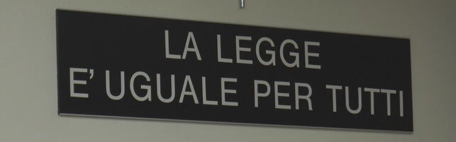 La Cassazione: "Lecito sanzionare i giudici che tardano a depositare le sentenze"