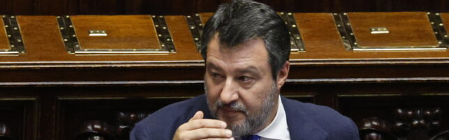 Salvini: "La Cgil è il primo ostacolo alla crescita del lavoro in Italia"