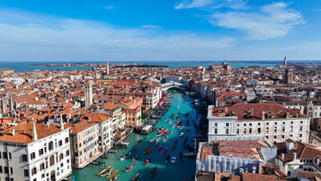 https://img-prod.tgcom24.mediaset.it/images/2026/01/28/100907736-0b26816c-f96b-41ad-af01-1c443e836677.jpg