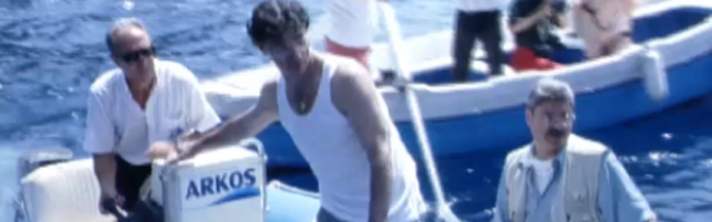 Umberto Bossi, il Senatur "in canottiera" della Padania