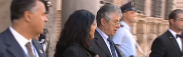 L'ultimo saluto a Umberto Bossi, Mattarella: "Perdiamo un leader appassionato"