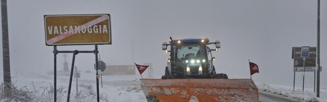 Maltempo, torna la neve in Umbria | Forte vento a Genova: dirottato volo da Napoli